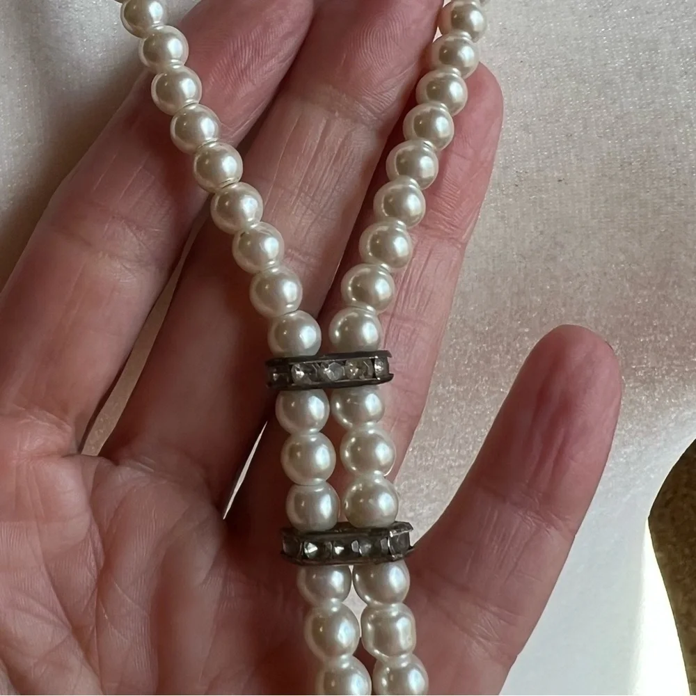 Vintage Pearl drop pendant style bolero necklace rhinestones 16